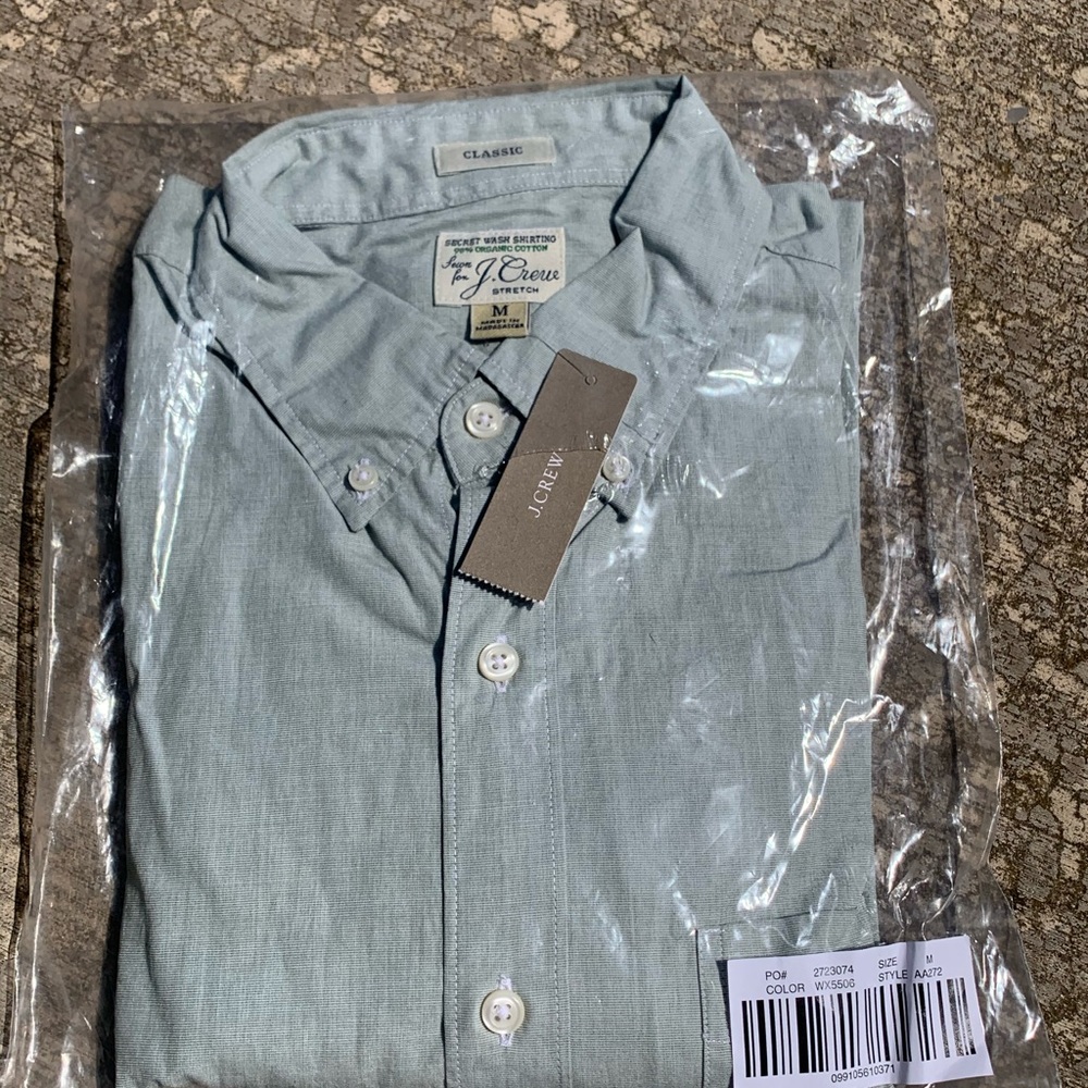 Men’s Med J. Crew Organic Stretch Button Up Shirt - Picture 2 of 2